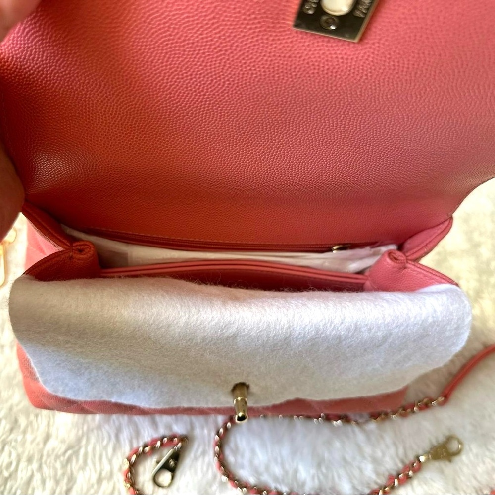 🍓CHANEL Coco Top Handle Mini - Picture 4 of 11